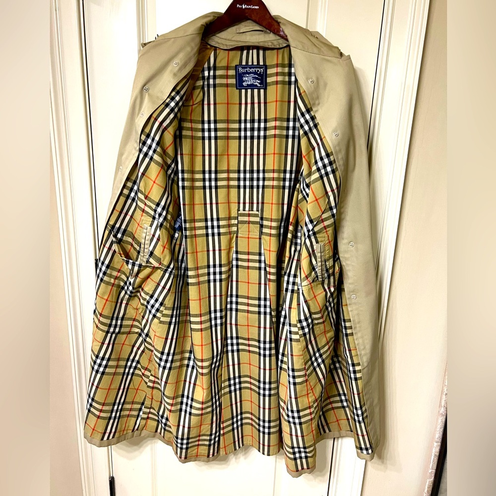 BURBERRY VINTAGE men’s belted trench coat🧥 tan 40R